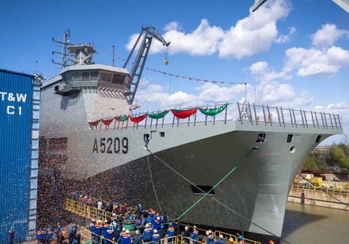 Europejskie państwo buduje „lotniskowiec” za pieniądze z KPO