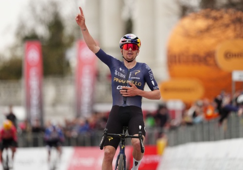 Tom Pidcock odpuszcza ardeńskie klasyki. Niespodziewanie wybrał Tour of the Alps 2026