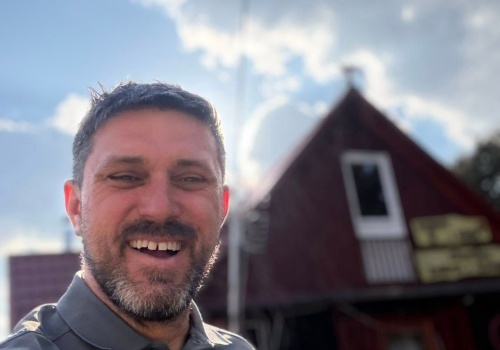 Granica między opinią a zbrodnią. Marcin Piotrowski mówi „stop” fali nienawiści