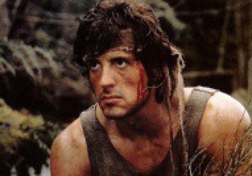 Gwiazdor Stranger Things dołącza do obsady Johna Rambo. Zagra jedną z kluczowych postaci