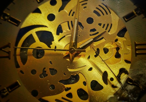 Koniec ery GPS? Chiński przełom w technologii kryształów zrewolucjonizuje nawigację okrętów podwodnych i rakiet