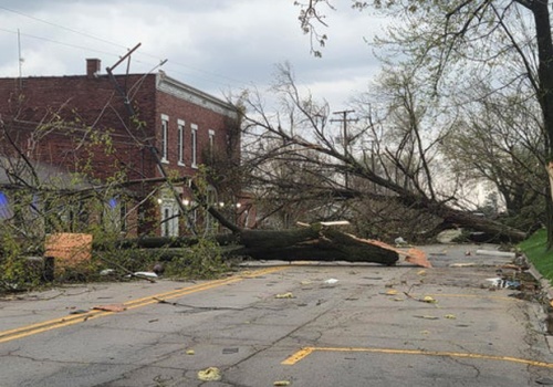 Przez Lena w Illinois przeszło niszczycielskie tornado. Gubernator JB Pritzker zapowiada pomoc