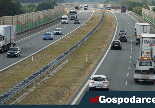 Ponad 450 mln zł za dodatkowe pasy ruchu na A2