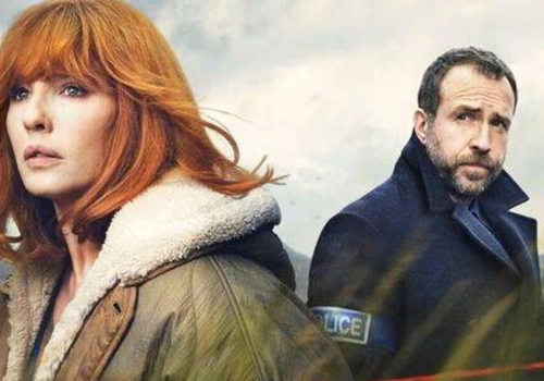 Bardzo. Mokro. Rafe Spall opowiada o mrocznym świecie Under Salt Marsh