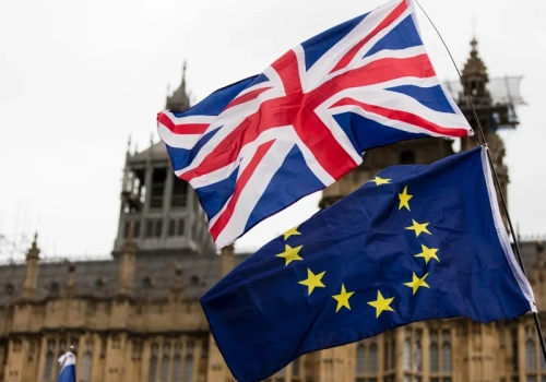 Przestroga. Ten sondaż powinni zobaczyć zwolennicy polexitu