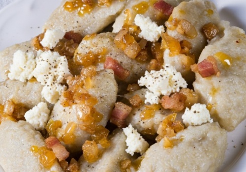 Ten obiad jest tani i szybki. Smakuje jak u babci i syci na długo