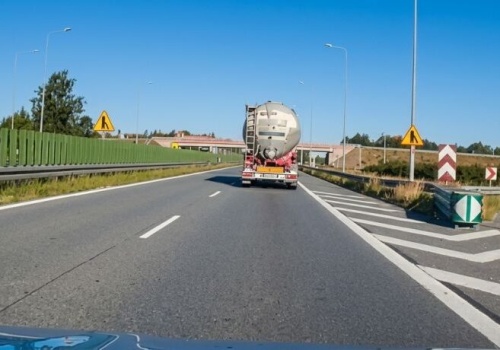 Wyhamował kierowcę na S8. Kara: 50 zł kosztów sądowych