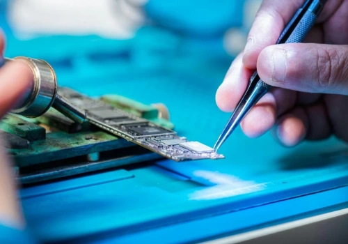 Cichy zabójca elektroniki – jak skutecznie wdrożyć ochronę ESD i nie stracić na reklamacjach?