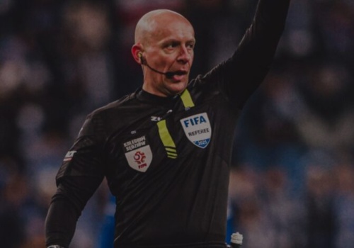 Obsada sędziowska meczu z Cracovią. Przed meczem kibiców rozgrzeje FanZone!