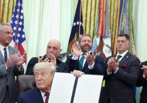 Leczenie psychodelikami coraz bliżej. Trump podpisał rozporządzenie