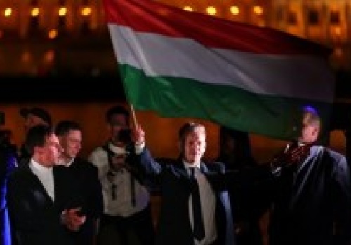 TISZA zmiażdżyła Fidesz. Ostateczne wyniki wyborów na Węgrzech