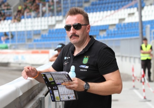 Żużel. Skandaliczna grafika ROW-u! Jest odpowiedź szkółki!