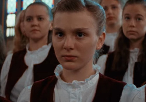 Masował im łydki i robił 