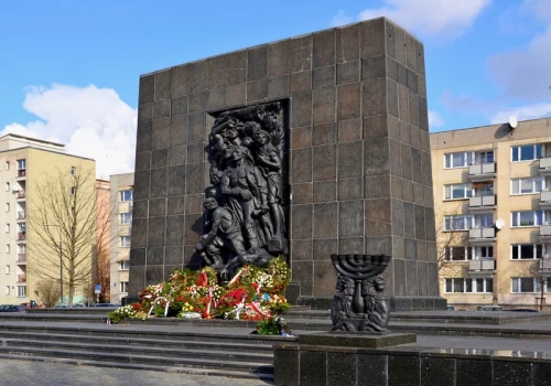 Potężne utrudnienia w Warszawie. Powrócą żonkile i hasło „Łączy nas pamięć”