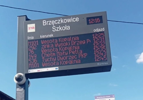 Świetlna tablica rozkładu jazdy  ZTM zrobiła sobie wolne?