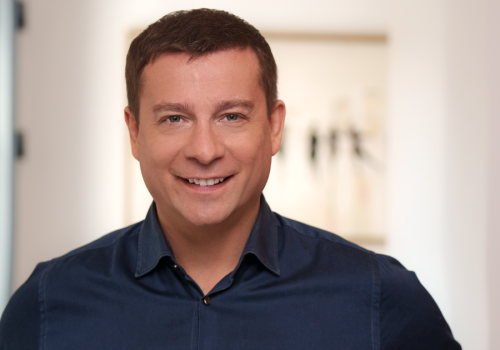 Elektronika drożeje, popyt hamuje. Komputronik szykuje się na trudny rok