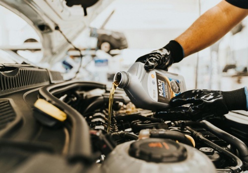 Ten sygnał powinien znać każdy kierowca. Silnik wysyła go, zanim będzie za późno