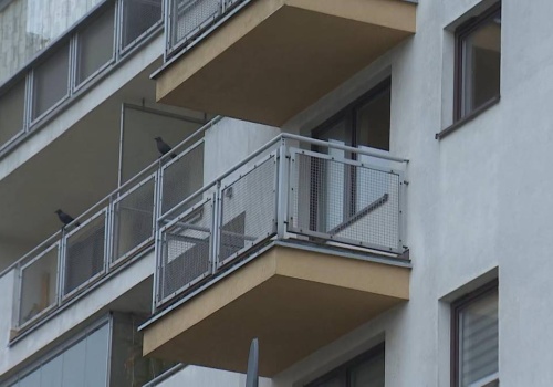 Właściciele balkonów mogą mieć poważne problemy. Kara do 500 zł, a w skrajnych przypadkach więcej