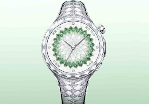 Ociekający diamentami nowy Huawei Watch Ultimate Design nadchodzi. Zrujnuje niejeden portfel
