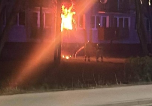 Pożar mieszkania w Kole. Sąsiedzka czujność zapobiegła tragedii