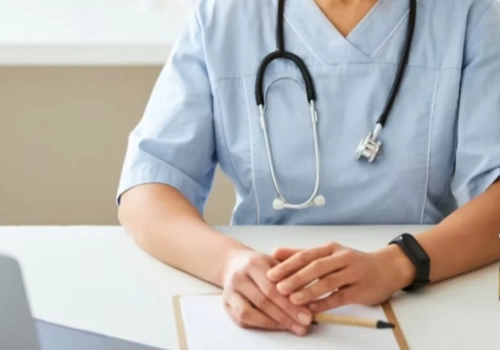 NFZ oferuje darmowy test FIT-OC zamiast kolonoskopii. Wielu pacjentów nadal go nie zna