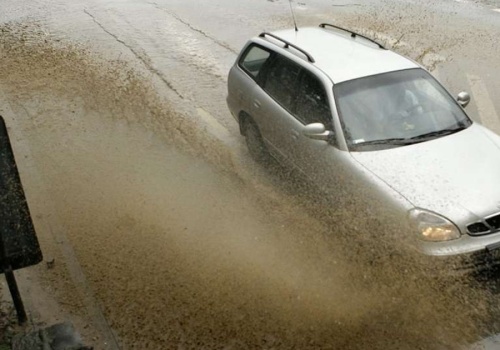 Służby ostrzegają przed ulewami i burzami! Alerty IMGW dla dziewięciu województw