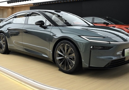 Toyota rozbiła bank ceną. 3100 zamówień w godzinę