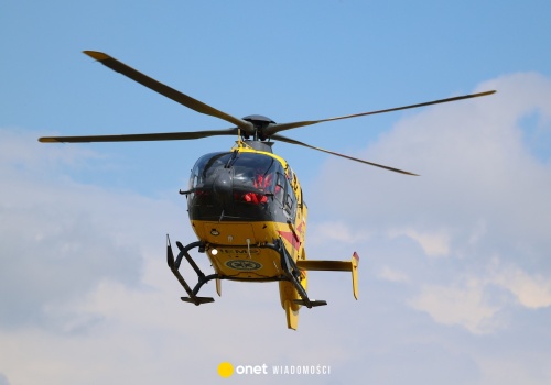 Wybuch w kamperze, dwie osoby ranne. Na miejscu lądował śmigłowiec LPR