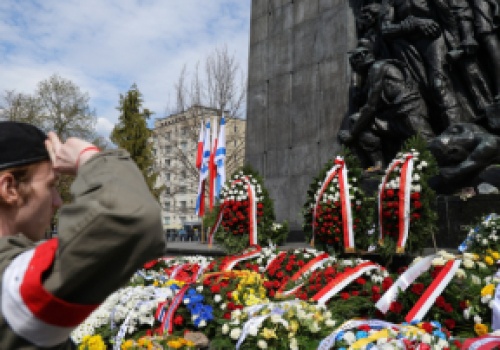 W stolicy oddano hołd bohaterom powstania w getcie warszawskim