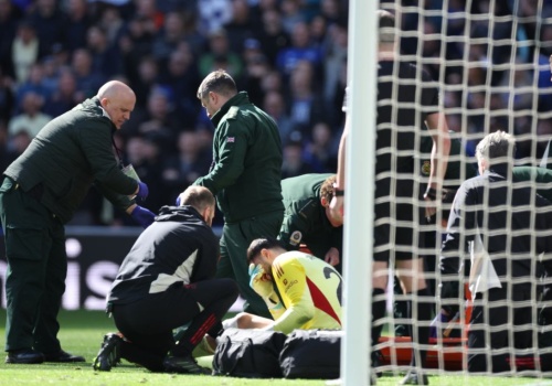 Szaleństwo Liverpoolu w 100. minucie! Szpital w bramce. Polak dostanie szansę?