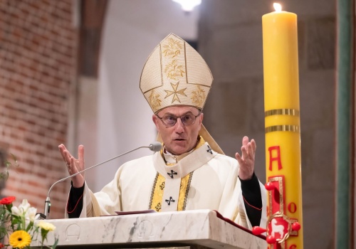 Prymas Polski: jak uczniowie idący do Emaus i my przeżywamy ból i niepokój