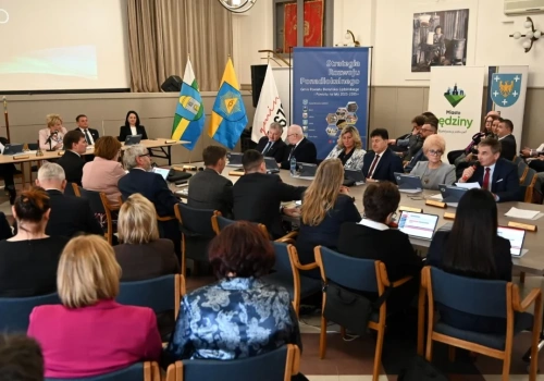 Nowy kierunek na dekadę. Strategia Rozwoju Ponadlokalnego przyjęta