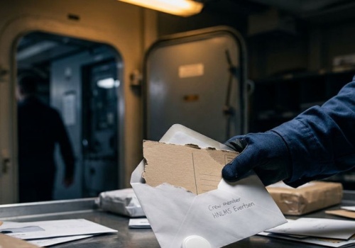 Wysłał pocztówkę z lokalizatorem na fregatę NATO. Statek wpadł w pułapkę