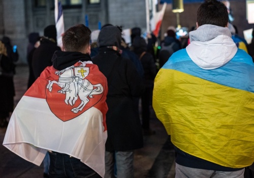 Jak Polacy postrzegają pracujących w ich kraju Białorusinów i Ukraińców?