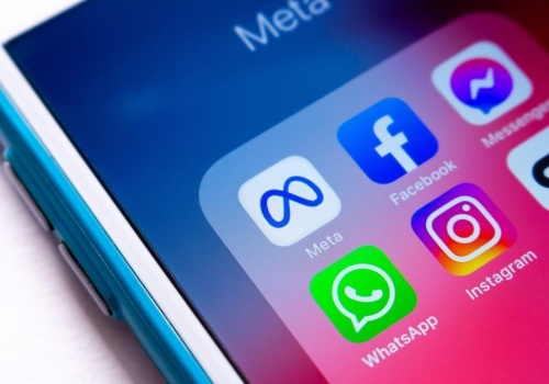 Kto naprawdę walczy z fałszywymi reklamami na Facebooku? Na pewno nie Meta