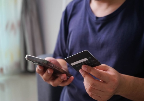 Wpisujesz to w przelewie? To jakbyś sam na siebie doniósł. Adwokatka: Możemy się narazić