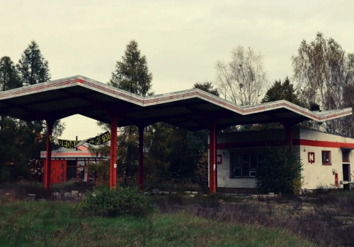 Trudno było mi ją nawet znaleźć na mapie. Na tej stacji od 30 lat nie tankował nikt