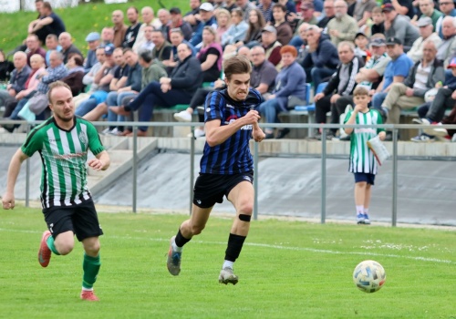 Gol w końcówce rozstrzygnął derby | ZDJĘCIA