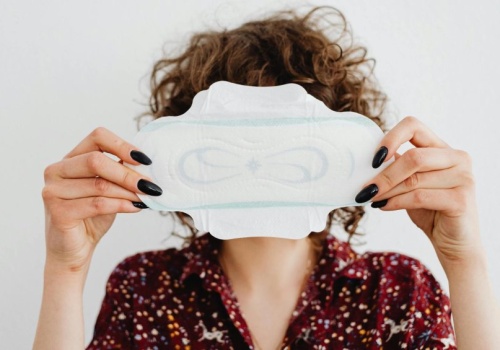 Lekarka ostrzega: może zwiększać ryzyko infekcji. Ma to prawie każda kobieta