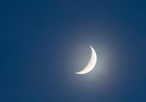 Balsamiczny księżyc patronuje introwertykom i uzdrowicielom. Jak najlepiej wykorzystać jego energię?