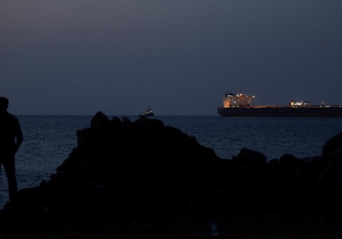 Cieśnina Ormuz znów zamknięta. Rozmowy pokojowe pod znakiem zapytania