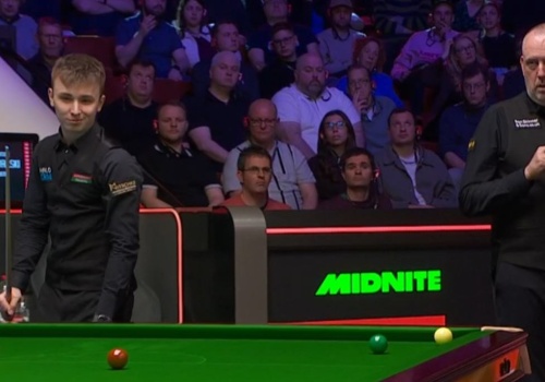 Historia napisała się na naszych oczach. Tak Polak zagrał z legendą