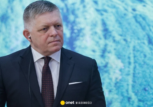 Robert Fico chce lecieć na paradę do Moskwy. Trzy kraje bałtyckie zamknęły niebo
