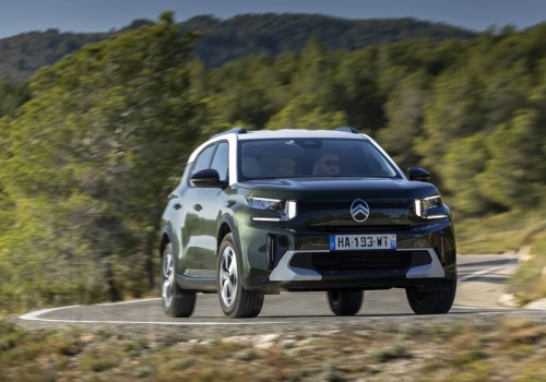 Nieznacznie używany Citroën C3 Aircross II Hybrid 145KM. Ile kosztują najtańsze sztuki na polskim rynku wtórnym?