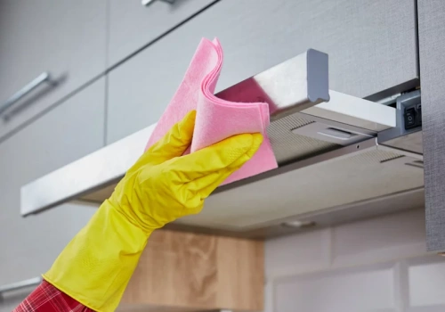 Wystarczą trzy łyżki i trochę wody. Okap w chwilę odzyska dawną moc