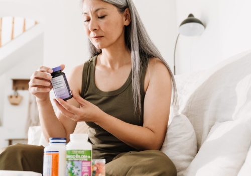 Witamina D może chronić przed demencją. Te suplementy są kluczowe dla zdrowia po 50-tce