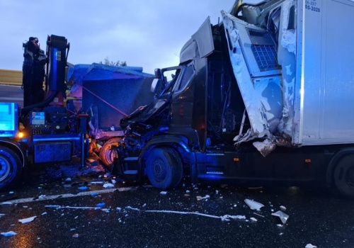 Tragiczny wypadek na A2. Nie żyje jedna osoba, a trzy są ranne