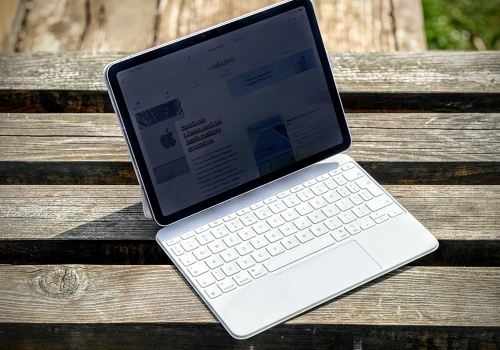 Klawiatura Magic Keyboard dla iPada Air 11 cali (M4): świetny dodatek, ale czy w pełni zastąpi laptopa?