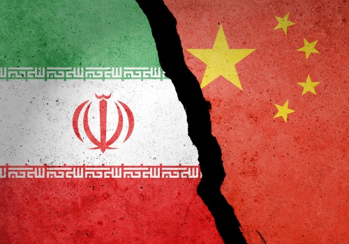 Blokada Iranu nie zaboli Chin dzięki ogromnym rezerwom ropy?