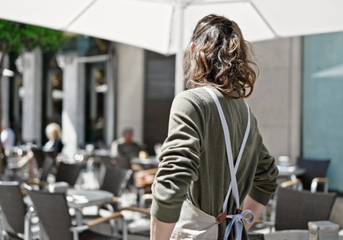 Nowe uprawnienia PIP uderzą w restauracje i hotele